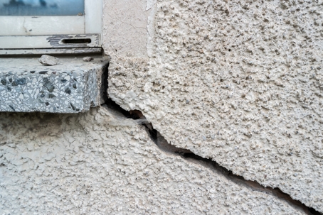 Window sill crack structural damage